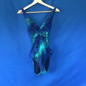 Gorgeous Speedo Size 8 Flattering V-neck Lined Cups Blue Teal Green